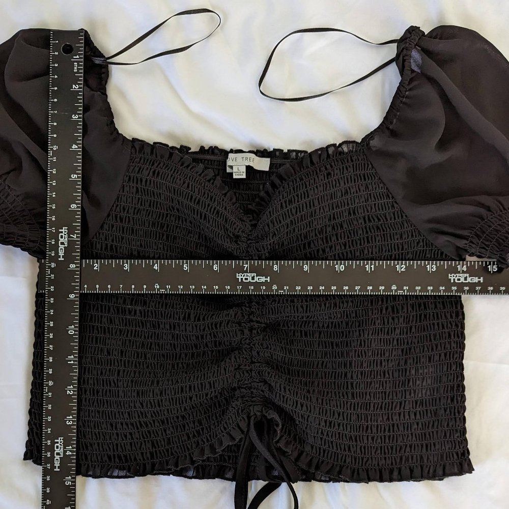 Black Cropped Ruched Cap Sleeve Top - Picture 8 of 10
